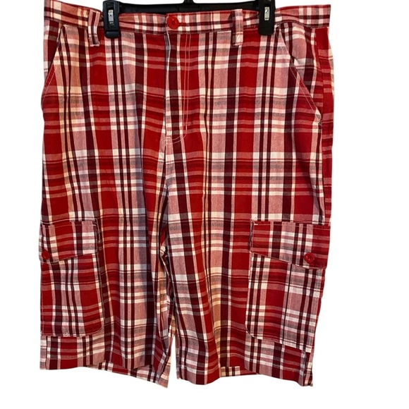 Southpole Y2K  Retro Red Plaid Bermuda Cargo Streetwear HipHop Shorts Size 40 - Picture 1 of 14